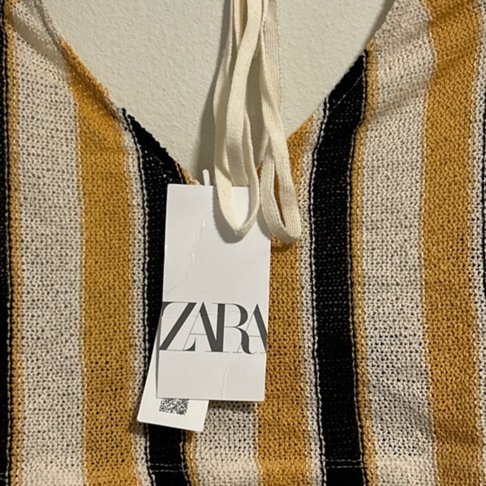 Zara - Picture 3 of 3